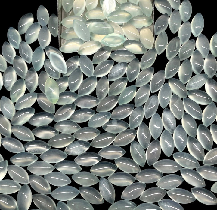 Chalcedony 12x6mm Marquise