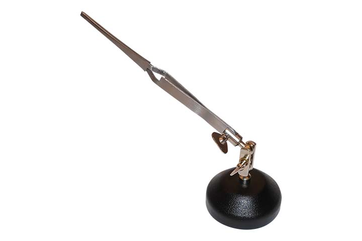 Third hand with  blunt tweezer