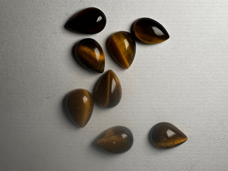 Tigers Eye Cabochons 7x10 pear
