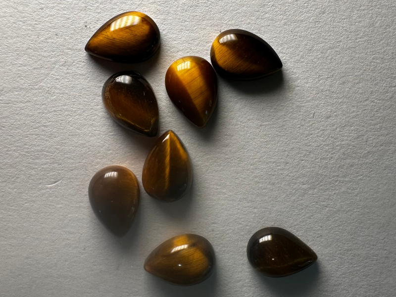 Tigers Eye Cabochons 7x10 pear