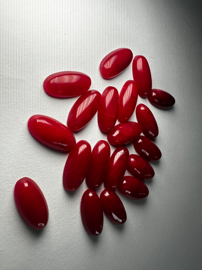 Dyed Red Quartz (2 sizes)