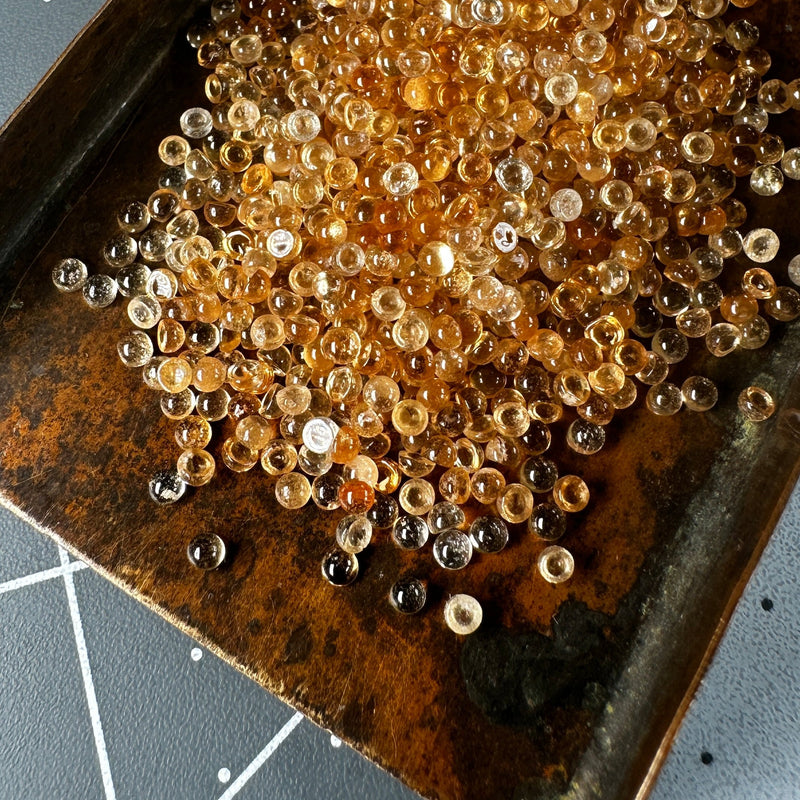 Citrine cabochons 2mm round