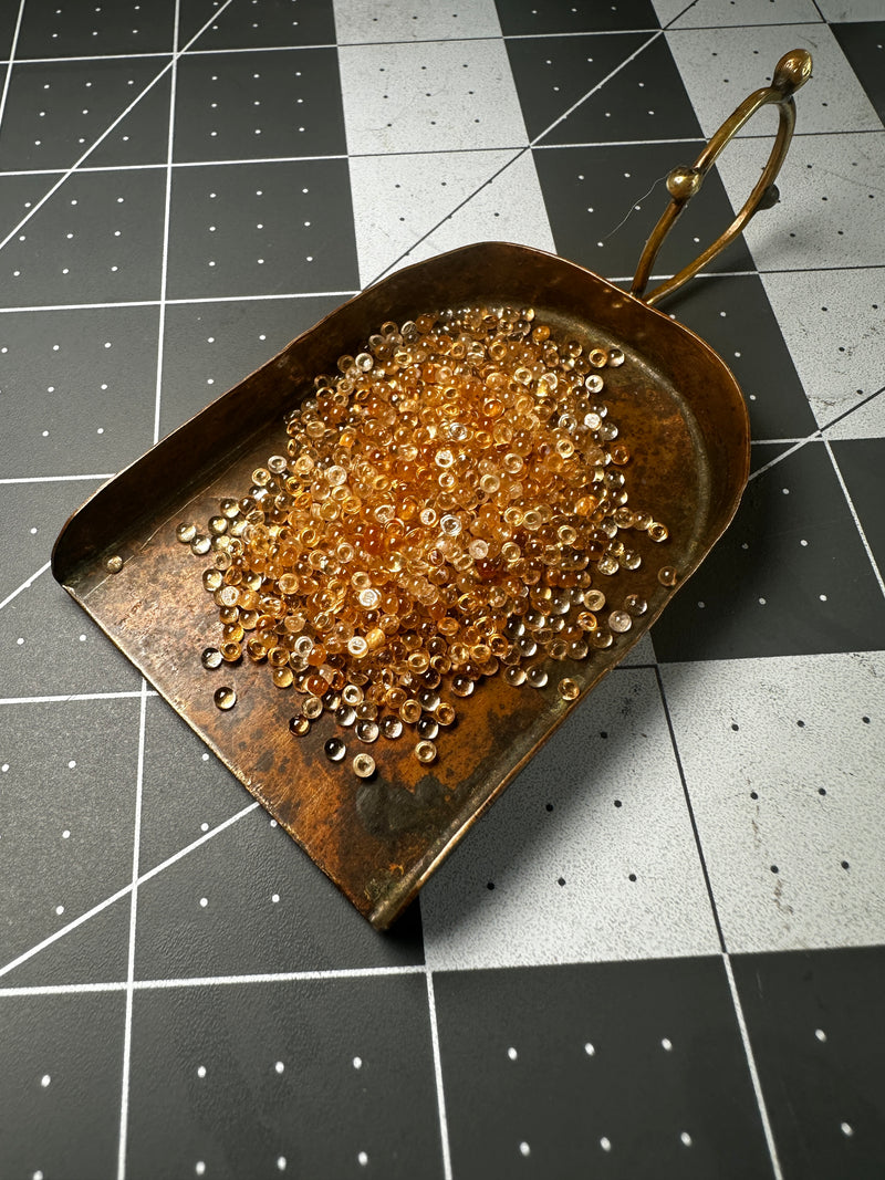 Citrine cabochons 2mm round