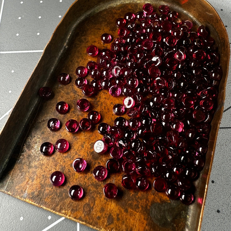 Round Garnet Cabochons