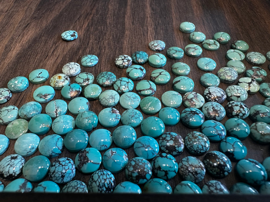 Hubei Turquoise 8 mm round