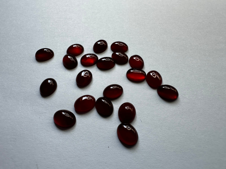 Carnelian Oval Cabochon (2 sizes)