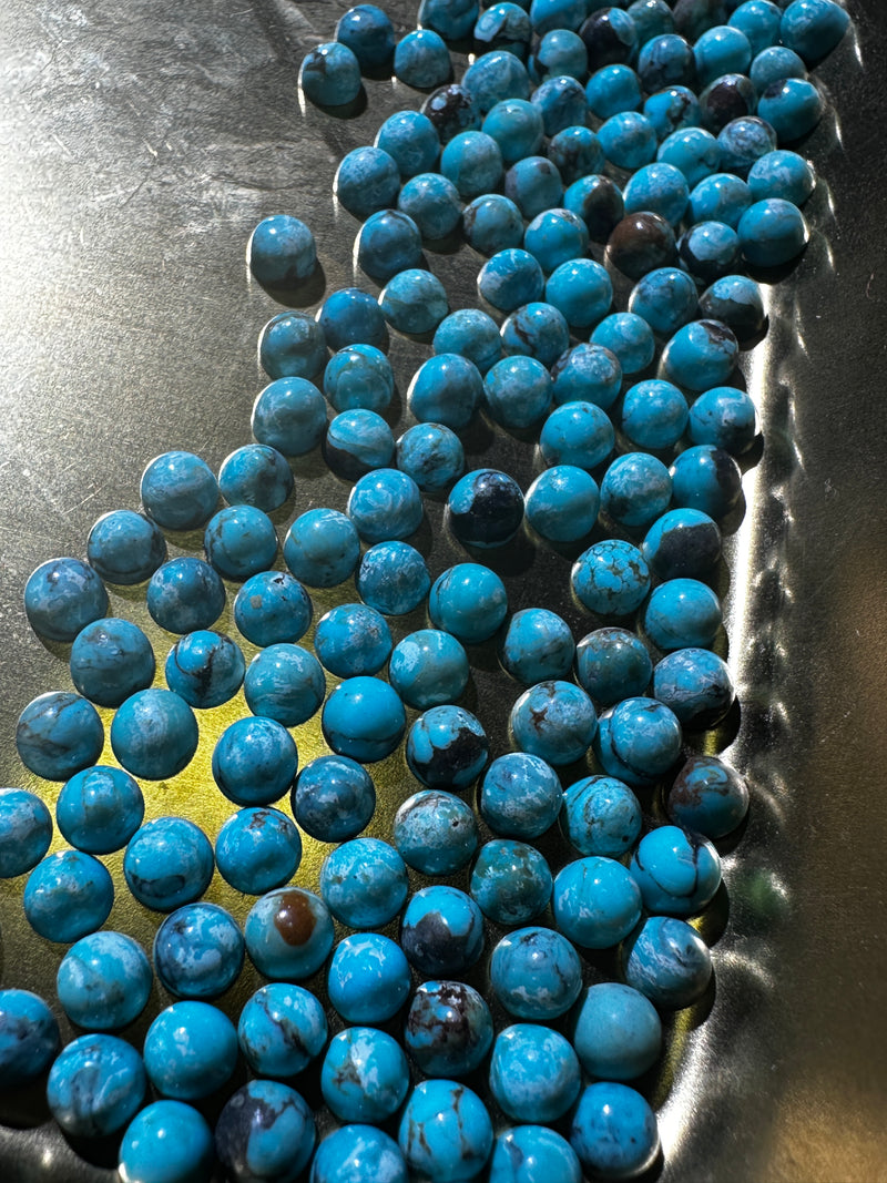 Kingman Turquoise cabochons 5mm  round