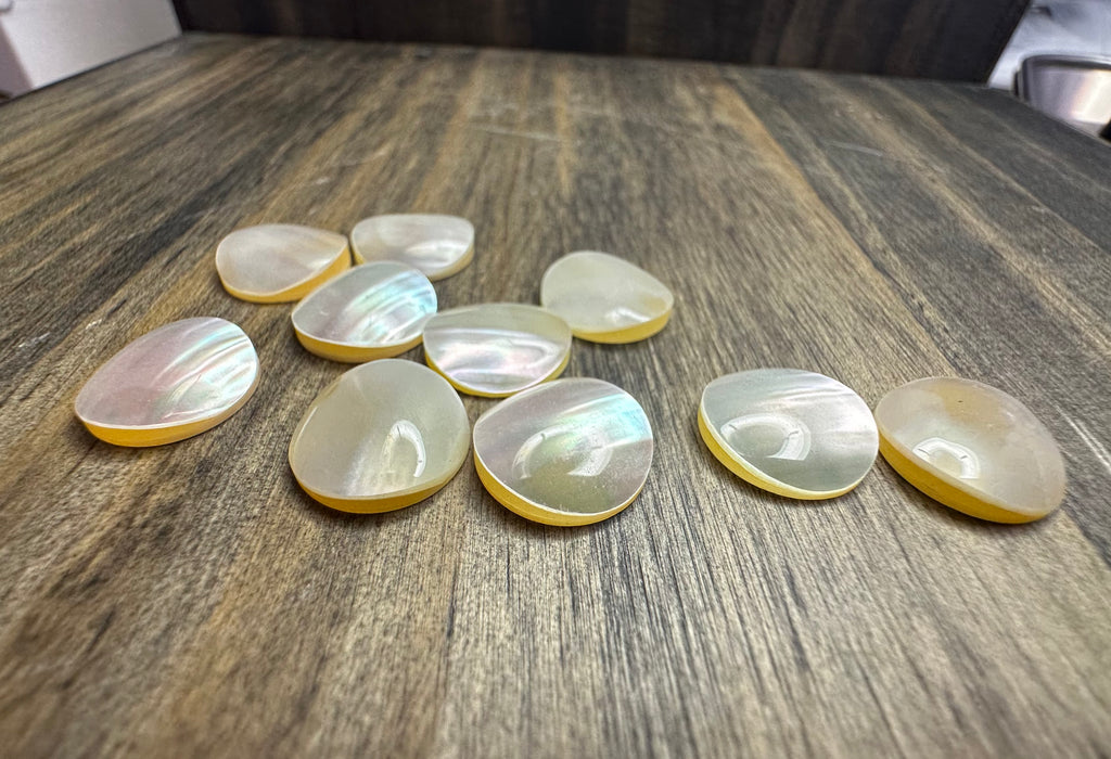Mabé pearls