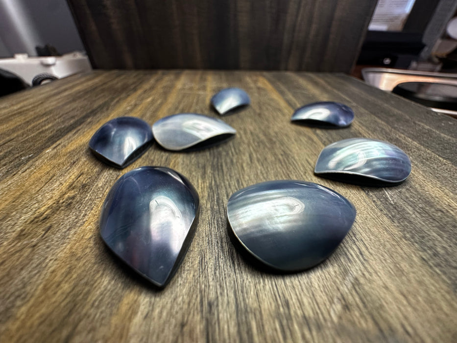 Mabé pearls