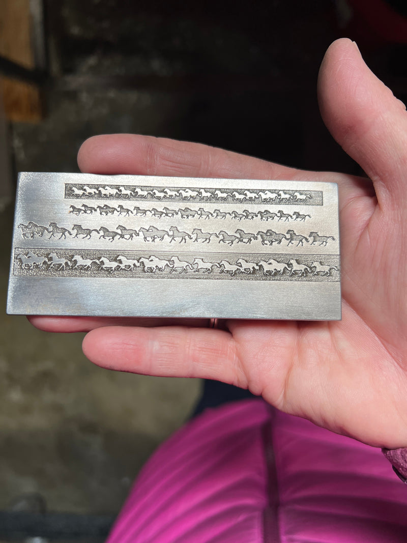 Horse ring band plate