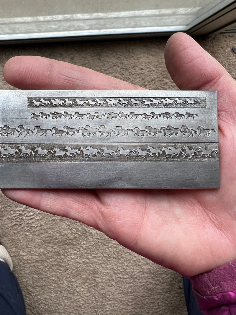 Horse ring band plate