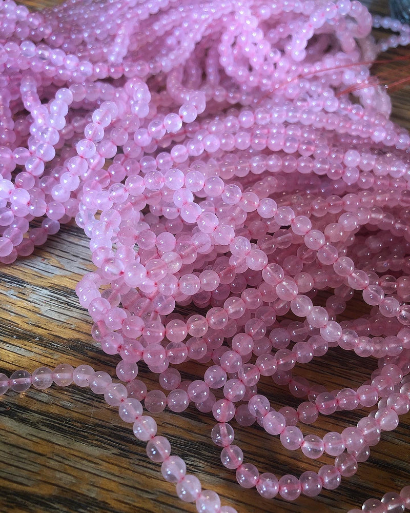 Perles de quartz rose rondes de 4,5 mm