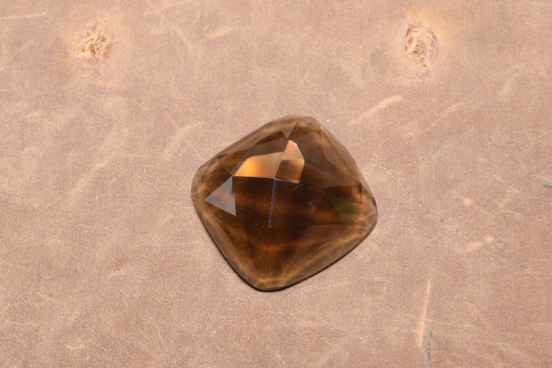 Quartz fumé taille rose