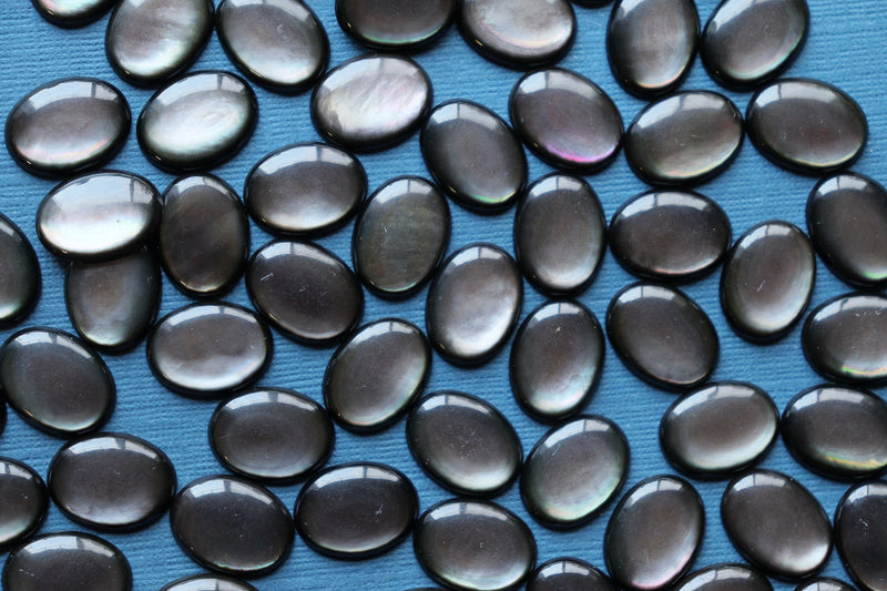 Black Tahitian Mother of Pearl cabochons 16x12 mm
