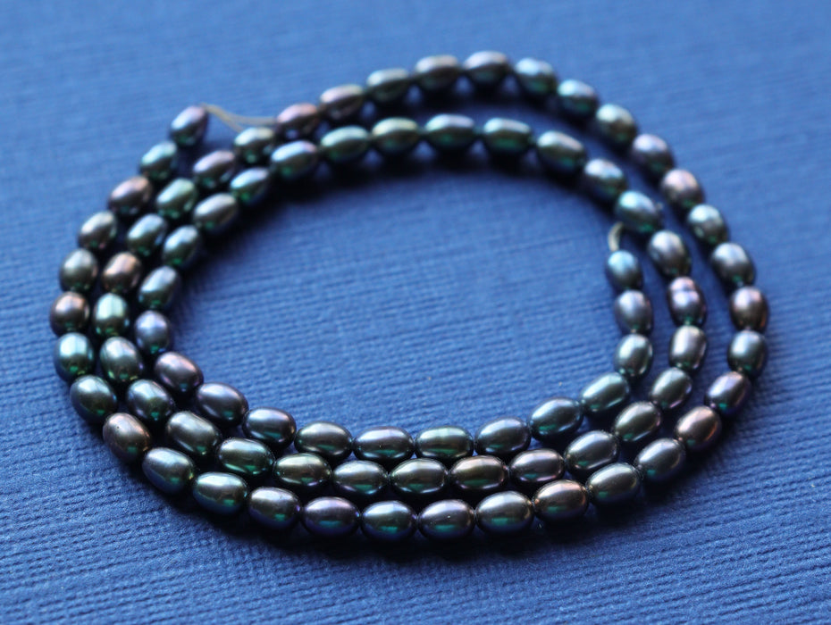 Vintage freshwater pearls 3.75 mm