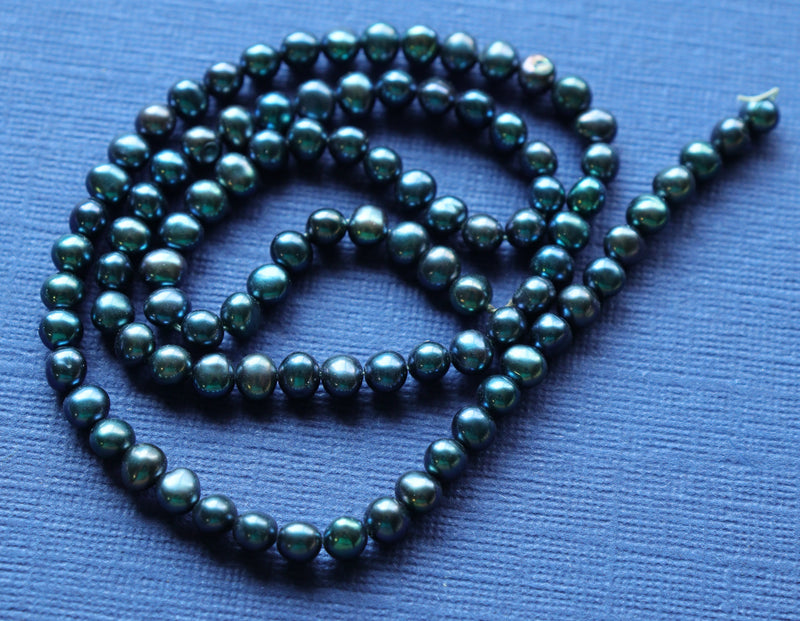 Vintage freshwater pearls 4.75 mm