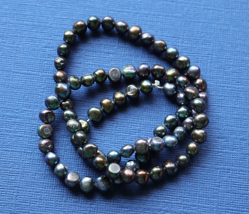 Vintage freshwater pearls 4-4.5mm