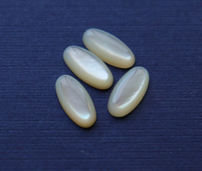 Mother of Pearl cabochons 14x7mm