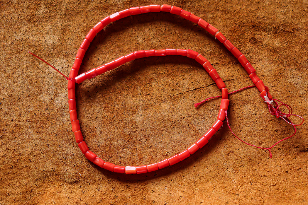 Coral beads 4x5mm tube