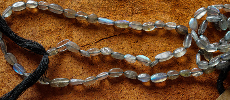 Perles Labradorite ovales 3,5 x 8 mm
