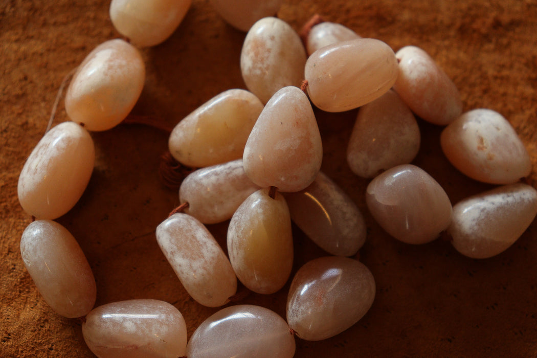 Tumbled Peach Moonstone Beads