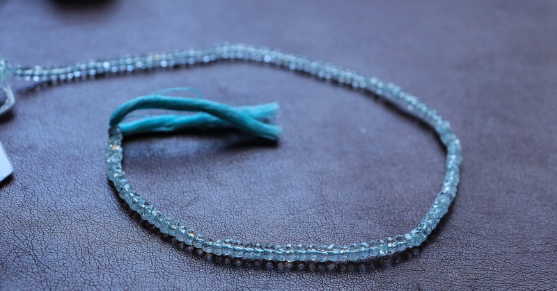 Perles aigue-marine naturelles non traitées 4mm-4.5mm