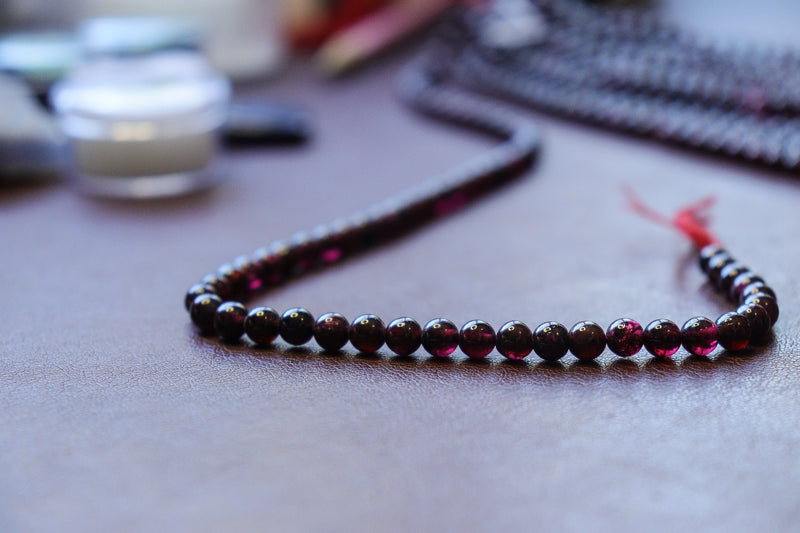 Round Garnet Beads